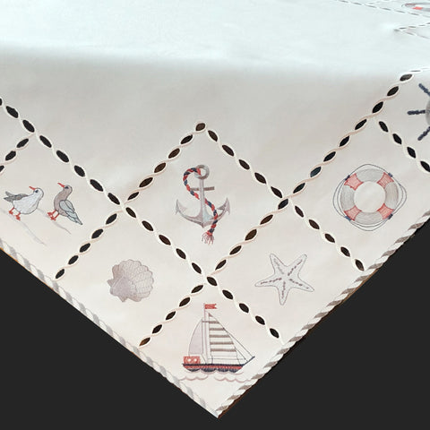 Couverture brodée "Rouge Maritime"