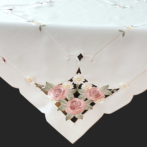 Couverture brodée "Roses"