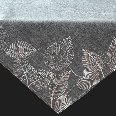 Couverture brodée "Feuilles"
